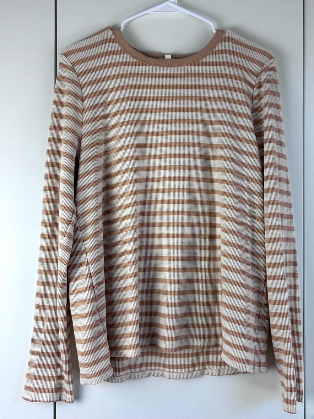 Aerie Thermal Top